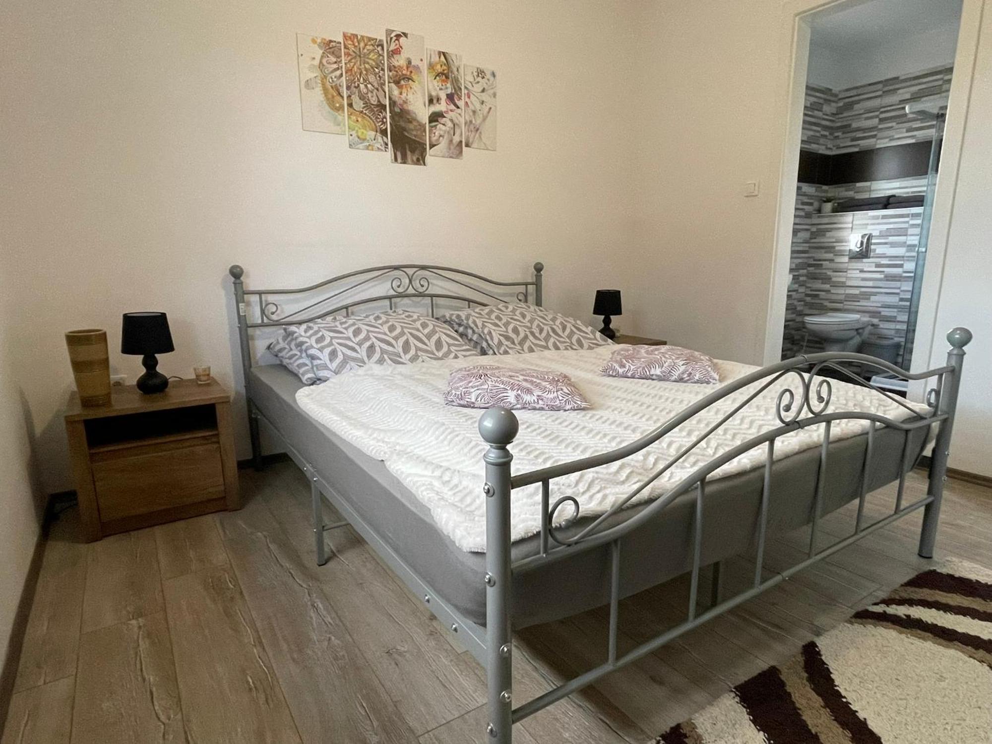 Fullhouse Apartmanhaz 扎马迪 外观 照片